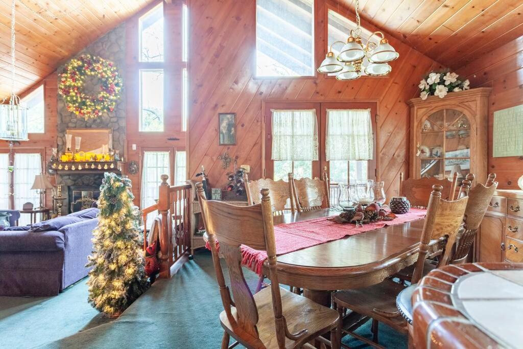 Lakeview 3-Story Winter Home Crestline Zewnętrze zdjęcie